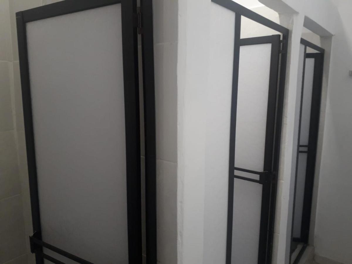 Hostal Komfort Medellín Exteriör bild